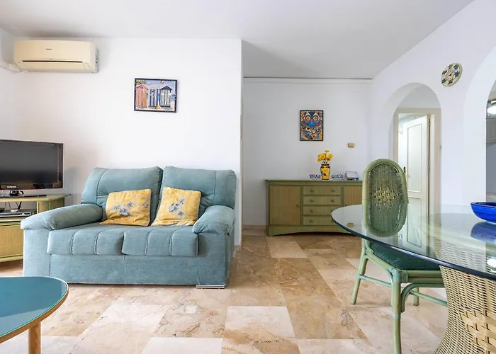 Fuentes De B2g Vacacional